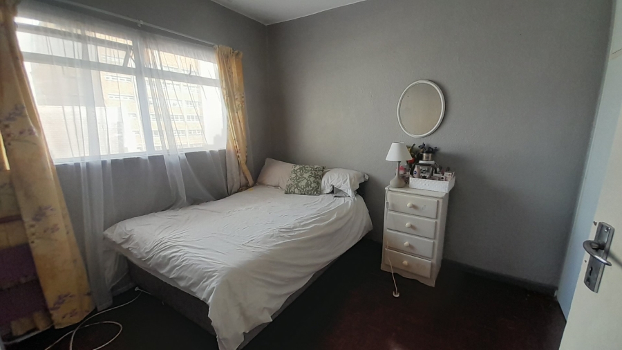 2 Bedroom Property for Sale in Wynberg Western Cape